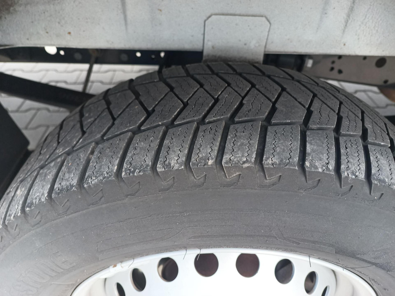 IVECO Daily 35S16V - Kassebil: bilde 3 IVECO Daily 35S16V - Kassebil: bilde 3