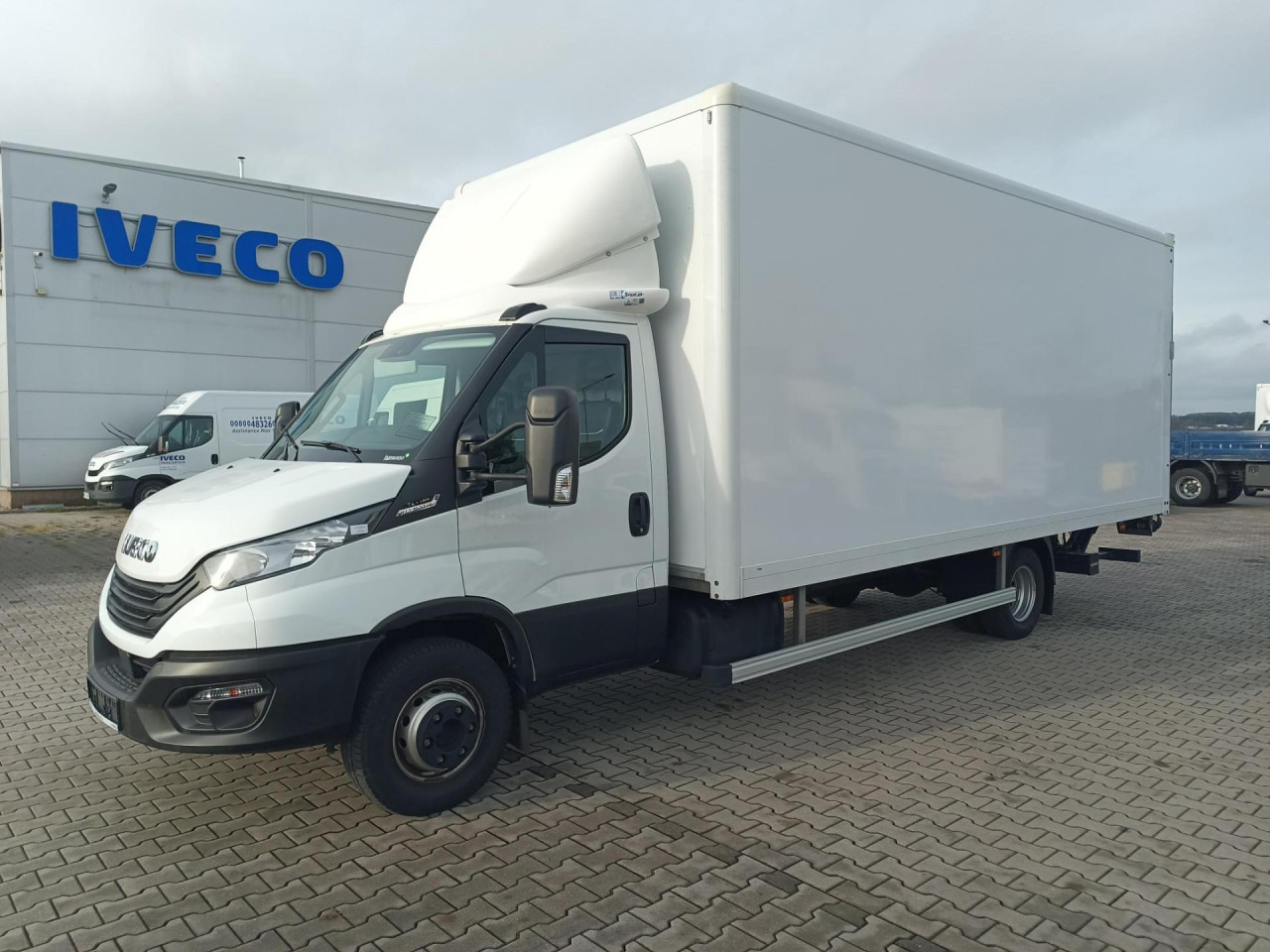 IVECO Daily 70C18A8/P - Varebil med skap: bilde 1 IVECO Daily 70C18A8/P - Varebil med skap: bilde 1