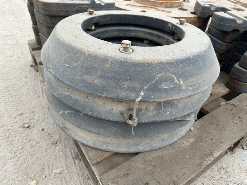 Fiat Gewichten Front weights / Wheel weights - Traktor: bilde 4 Fiat Gewichten Front weights / Wheel weights - Traktor: bilde 4