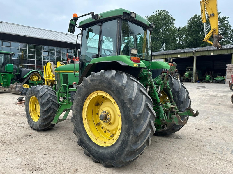 John Deere 7700 PowerQuad - Front linkage - Traktor: bilde 5 John Deere 7700 PowerQuad - Front linkage - Traktor: bilde 5