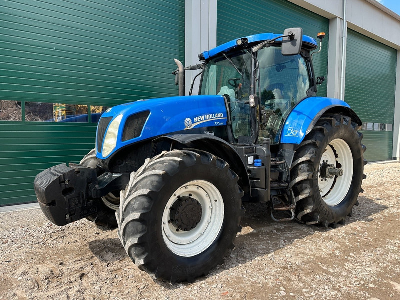 New Holland T7.235 Power Command - Traktor: bilde 1 New Holland T7.235 Power Command - Traktor: bilde 1