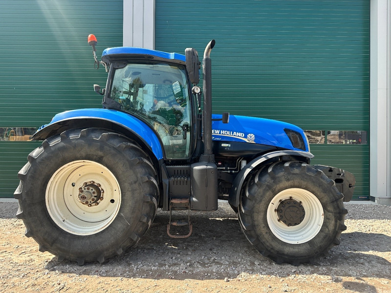 New Holland T7.250 Power Command - Traktor: bilde 4 New Holland T7.250 Power Command - Traktor: bilde 4