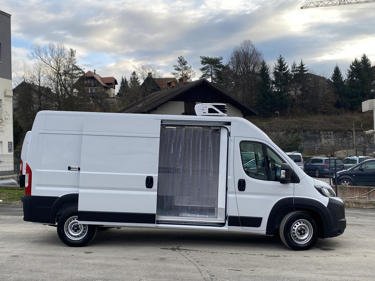 FIAT DUCATO L3H2 180PS BASE HEAVY / FRISCHDIENST + XARIOS 300 12-380V + Heizung - Kjølebil: bilde 2 FIAT DUCATO L3H2 180PS BASE HEAVY / FRISCHDIENST + XARIOS 300 12-380V + Heizung - Kjølebil: bilde 2