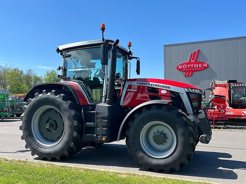 Massey Ferguson MF 8S265 Dyna-7 Exclusive - Traktor: bilde 3 Massey Ferguson MF 8S265 Dyna-7 Exclusive - Traktor: bilde 3