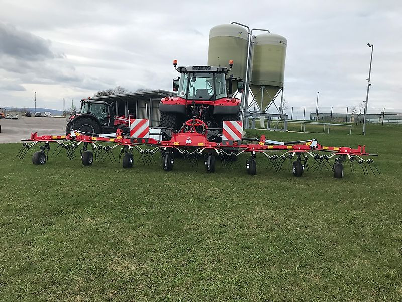 Massey Ferguson MF TD 868 DN / FELLA SANOS 8608 DN - Høyvender: bilde 2 Massey Ferguson MF TD 868 DN / FELLA SANOS 8608 DN - Høyvender: bilde 2