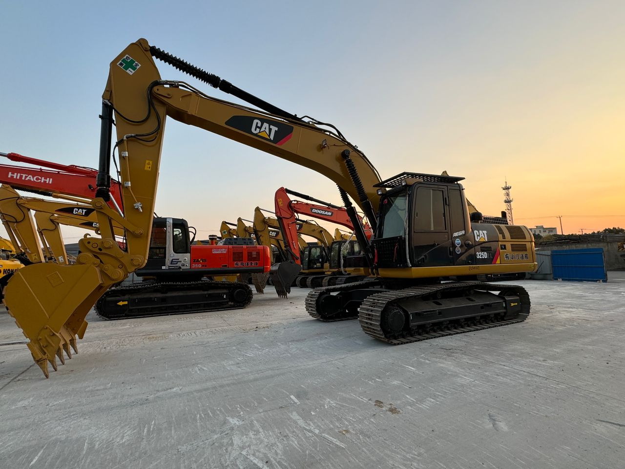 CATERPILLAR 325D CAT 320D 320D2 320GC 329D 330D 330D2 Used Excavator in High Quality for Sale - Beltegraver: bilde 3 CATERPILLAR 325D CAT 320D 320D2 320GC 329D 330D 330D2 Used Excavator in High Quality for Sale - Beltegraver: bilde 3