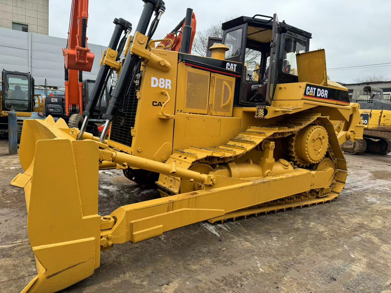 Caterpillar CAT D8R D8T D7H D7R D7G D7R D7E Used Bulldozer in Excellent Work Condition for Slae - Bulldozer: bilde 1 Caterpillar CAT D8R D8T D7H D7R D7G D7R D7E Used Bulldozer in Excellent Work Condition for Slae - Bulldozer: bilde 1