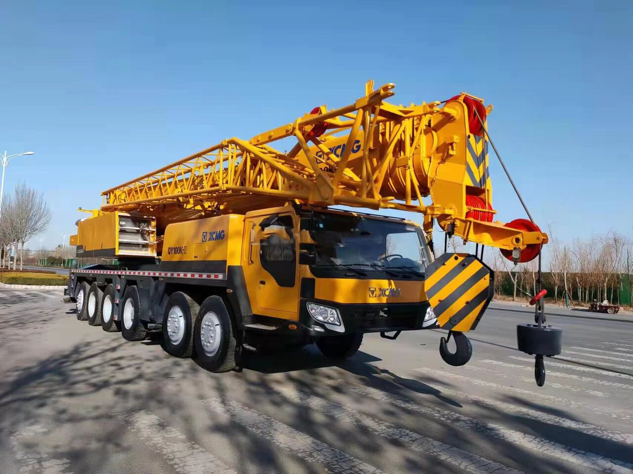 XCMG Truck Crane XCMG QY100K QY100K-II Telescopic Boom 100 Ton in Hight Quality grúa for Sale - Mobilkran: bilde 1 XCMG Truck Crane XCMG QY100K QY100K-II Telescopic Boom 100 Ton in Hight Quality grúa for Sale - Mobilkran: bilde 1