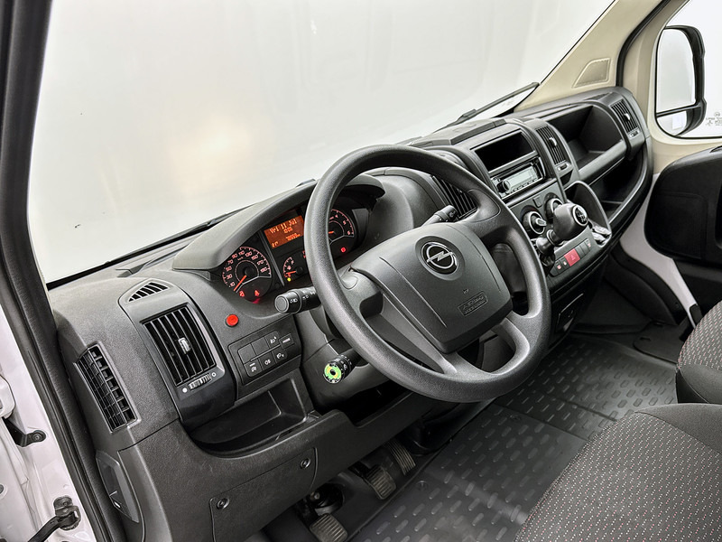Opel Movano 2.2D Financial lease 140pk Bakwagen met Laadklep Achteruitrijcamera Cruise Control Meubelbak - Varebil med skap: bilde 5 Opel Movano 2.2D Financial lease 140pk Bakwagen met Laadklep Achteruitrijcamera Cruise Control Meubelbak - Varebil med skap: bilde 5