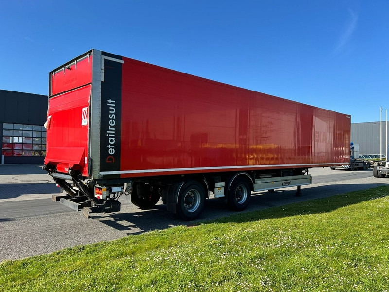 Fliegl SZS 350 Gesloten oplegger 2 Axle / / drum brakes - Skapsemi: bilde 4 Fliegl SZS 350 Gesloten oplegger 2 Axle / / drum brakes - Skapsemi: bilde 4