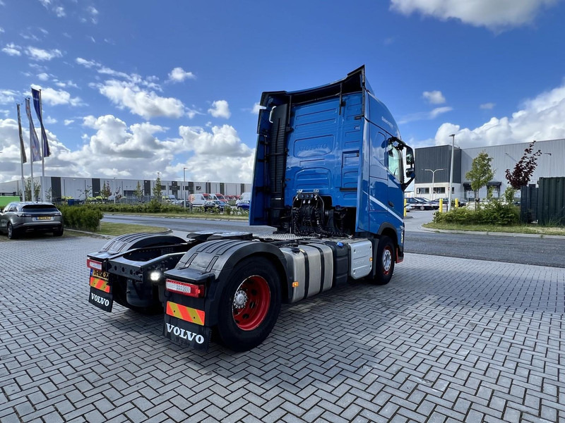 Volvo FH 460 4x2 trekker Globetrotter / 2x Fuel Tank - Trekkvogn: bilde 5 Volvo FH 460 4x2 trekker Globetrotter / 2x Fuel Tank - Trekkvogn: bilde 5