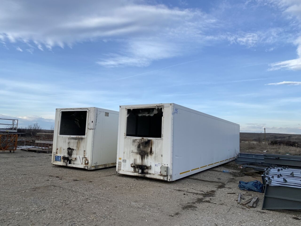 Carrier SCHMITZ CONTAINERE 13 m lungime IZOTERME din DEZMEMBRARI DE VANZ - Vekselflak - kjøleskap: bilde 1 Carrier SCHMITZ CONTAINERE 13 m lungime IZOTERME din DEZMEMBRARI DE VANZ - Vekselflak - kjøleskap: bilde 1