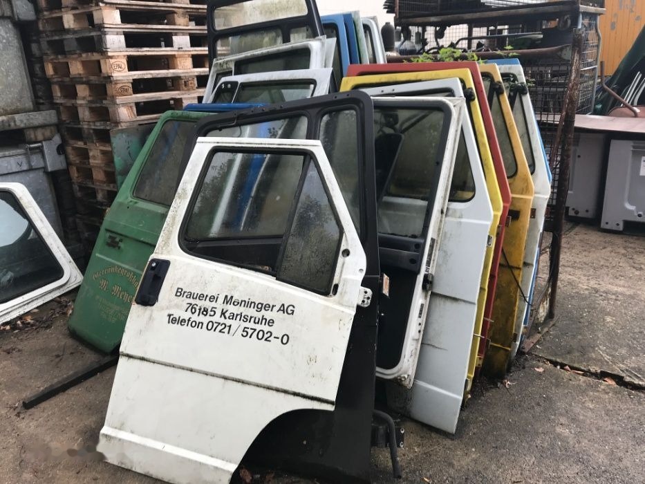 Usi cabina camion din dezmembrari - Dør og deler for Lastebil: bilde 4 Usi cabina camion din dezmembrari - Dør og deler for Lastebil: bilde 4