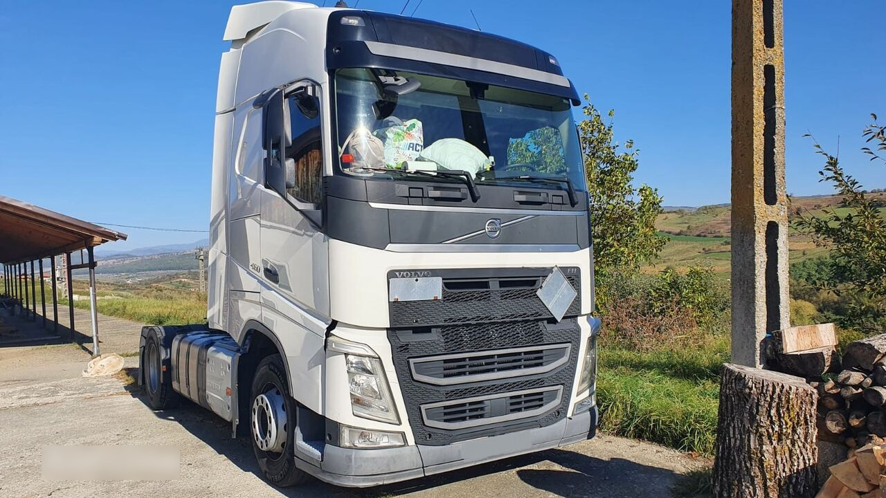 Volvo FH 12 EURO 6 460 piese motor din dezmembrari Volvo FH12 EURO 6 2016 460 truck - Veivaksel for Lastebil: bilde 2 Volvo FH 12 EURO 6 460 piese motor din dezmembrari Volvo FH12 EURO 6 2016 460 truck - Veivaksel for Lastebil: bilde 2