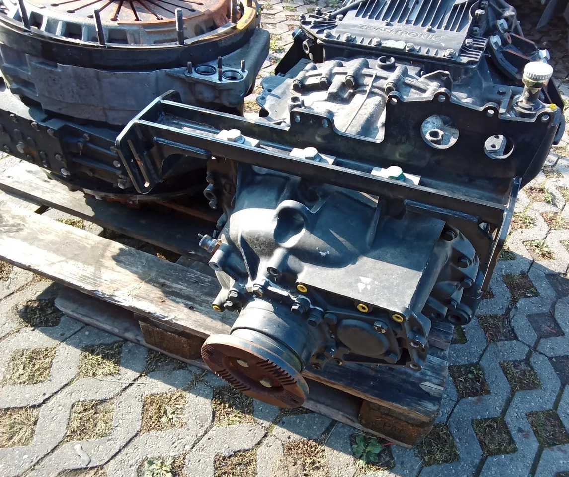 ZF TC-TRONIC 12 TC 2740 TO MAN truck - Girkasse for Lastebil: bilde 2 ZF TC-TRONIC 12 TC 2740 TO MAN truck - Girkasse for Lastebil: bilde 2