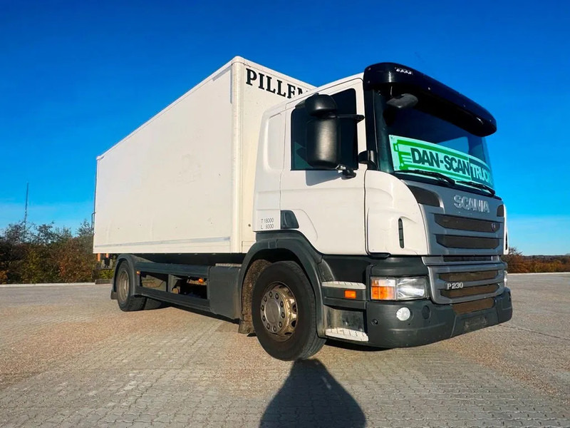Scania P230 inkl. lift with remote control. - Skapbil: bilde 3 Scania P230 inkl. lift with remote control. - Skapbil: bilde 3