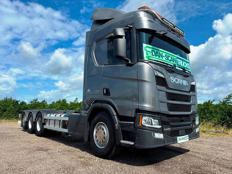 Scania R650 V8 NGS Steel / Air suspension. 4550mm weelbase. - Chassis lastebil: bilde 2 Scania R650 V8 NGS Steel / Air suspension. 4550mm weelbase. - Chassis lastebil: bilde 2