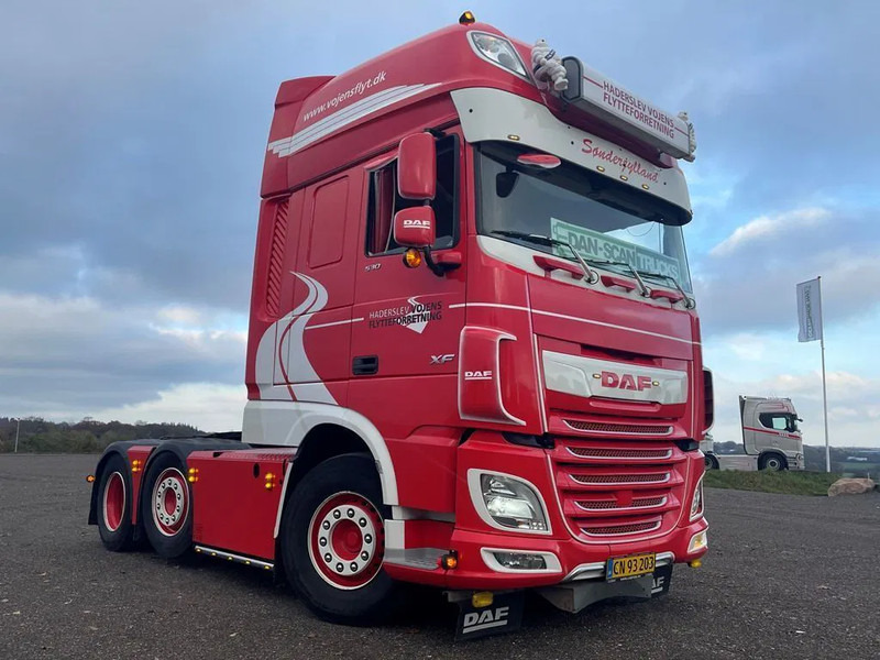 DAF XF 530 Twensteer Special interior. Full Air suspension Hydr. system - Trekkvogn: bilde 2 DAF XF 530 Twensteer Special interior. Full Air suspension Hydr. system - Trekkvogn: bilde 2