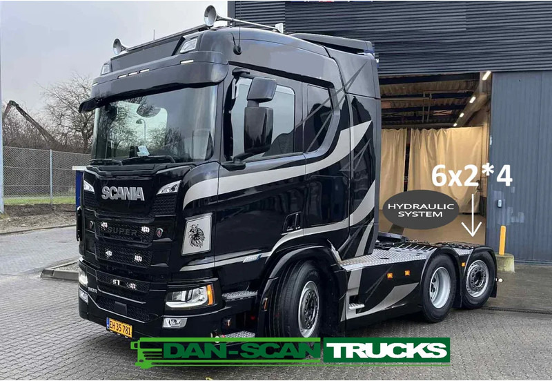Scania R560 560R super 6x2*4 rearsteering. Hydr. system Air / Air suspension - Trekkvogn: bilde 1 Scania R560 560R super 6x2*4 rearsteering. Hydr. system Air / Air suspension - Trekkvogn: bilde 1