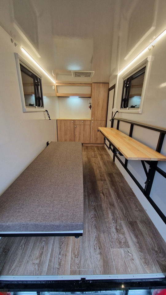 Everest MiniCamp przyczepa kempingowa Ciężarowa towarowa - Campingvogn: bilde 3 Everest MiniCamp przyczepa kempingowa Ciężarowa towarowa - Campingvogn: bilde 3