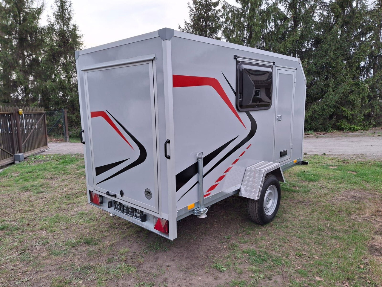 MiniCamp mini przyczepa kempingowa wyprawowa Everest Niewiadów - Campingvogn: bilde 2 MiniCamp mini przyczepa kempingowa wyprawowa Everest Niewiadów - Campingvogn: bilde 2