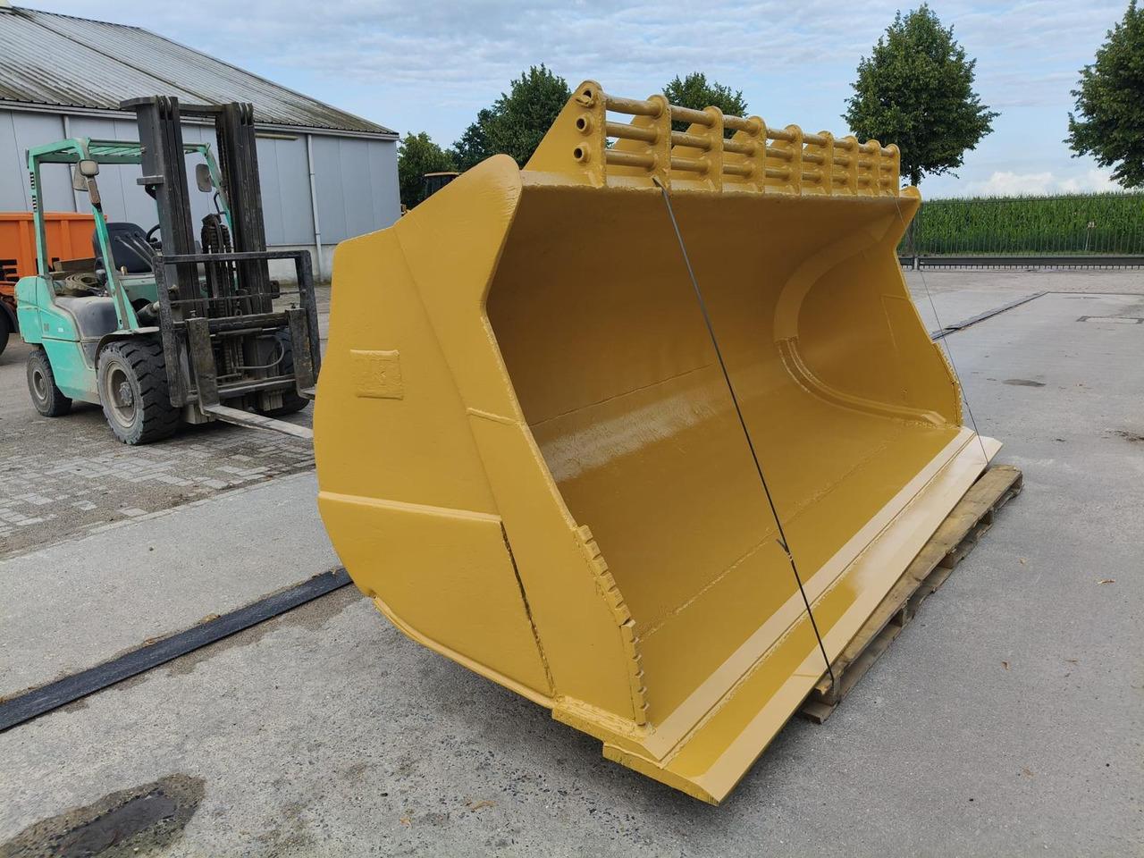 Caterpillar 980 Bucket - Lasterskuffe: bilde 2 Caterpillar 980 Bucket - Lasterskuffe: bilde 2