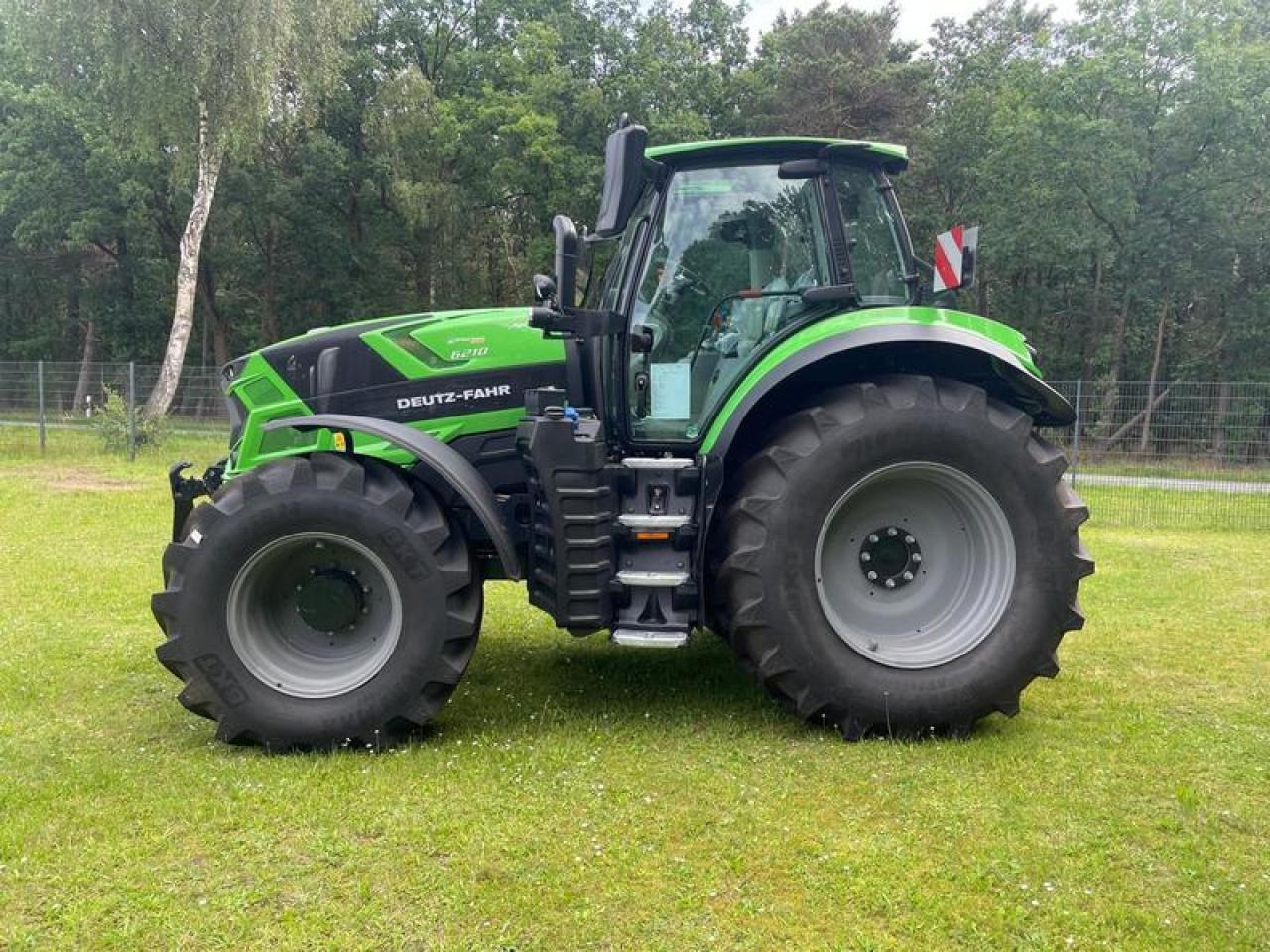 Deutz-Fahr 6210 PSHIFT AKTION - Traktor: bilde 2 Deutz-Fahr 6210 PSHIFT AKTION - Traktor: bilde 2