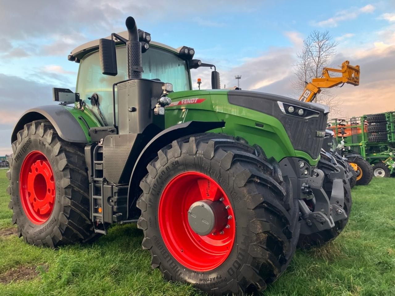 Fendt VARIO 1050 - Traktor: bilde 1 Fendt VARIO 1050 - Traktor: bilde 1