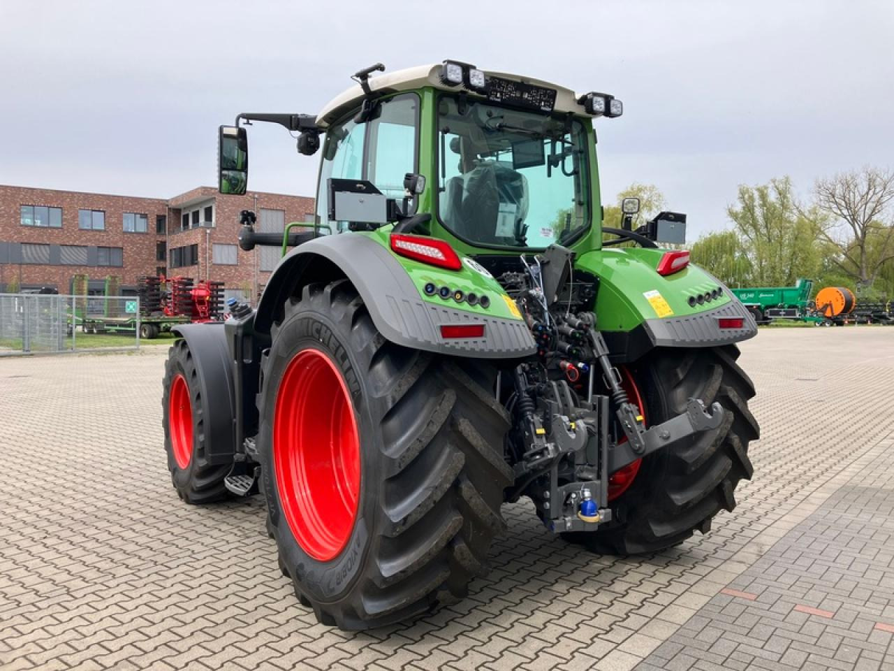 Fendt VARIO726 GEN 7 PROFI PLUS SET 2 - Traktor: bilde 3 Fendt VARIO726 GEN 7 PROFI PLUS SET 2 - Traktor: bilde 3