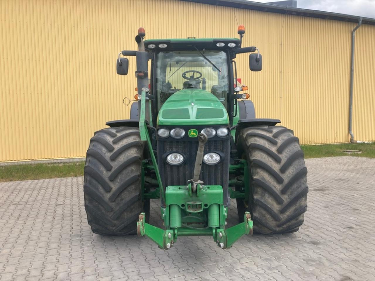 John Deere 8320 R AUTOPOWER - Traktor: bilde 5 John Deere 8320 R AUTOPOWER - Traktor: bilde 5