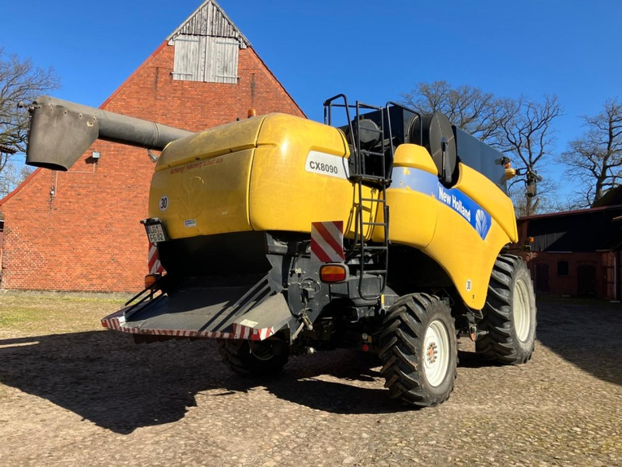 New Holland CX 8090 ALLRAD - Skurtresker: bilde 4 New Holland CX 8090 ALLRAD - Skurtresker: bilde 4