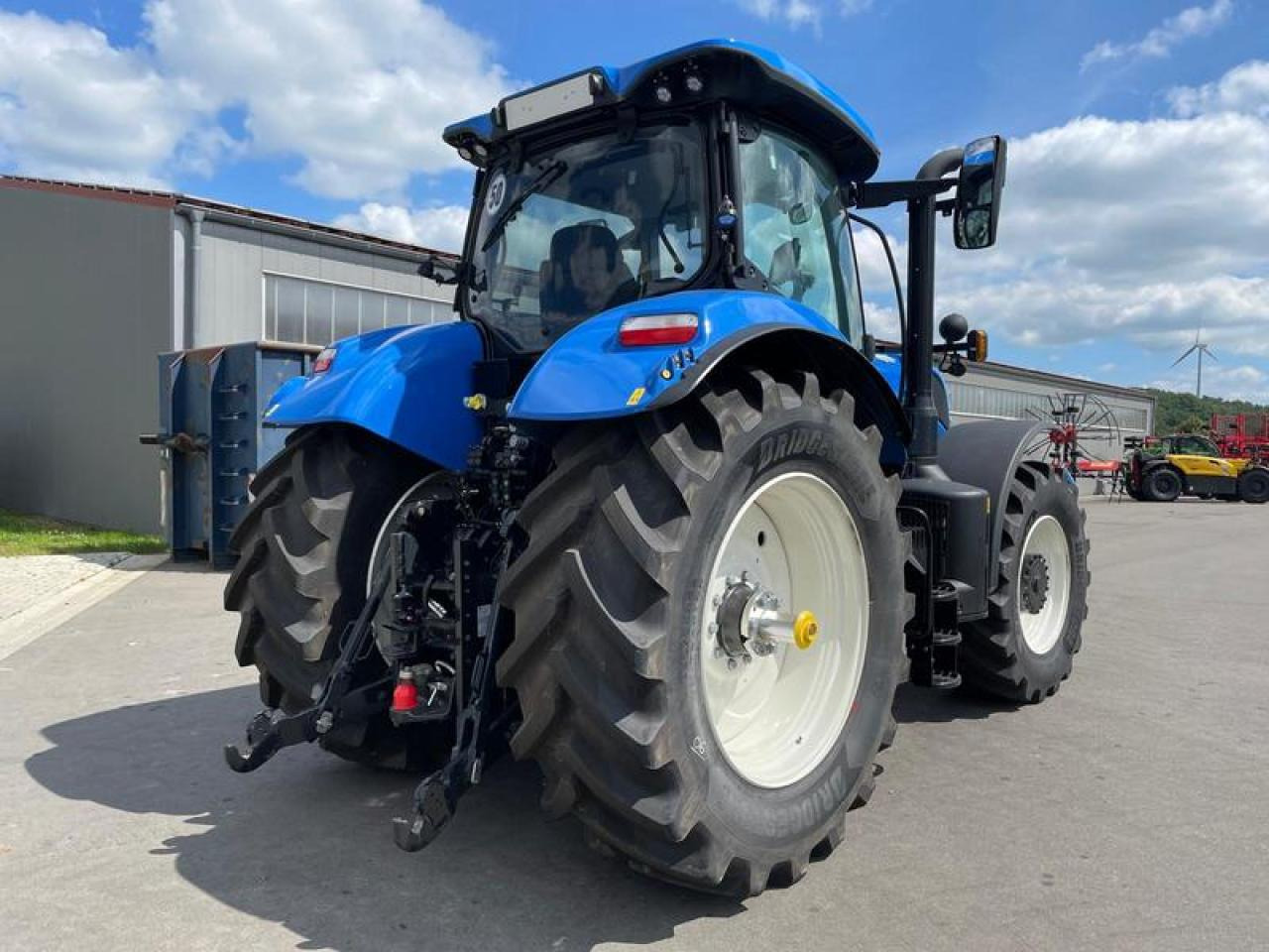 New Holland T 7.245 - Traktor: bilde 4 New Holland T 7.245 - Traktor: bilde 4