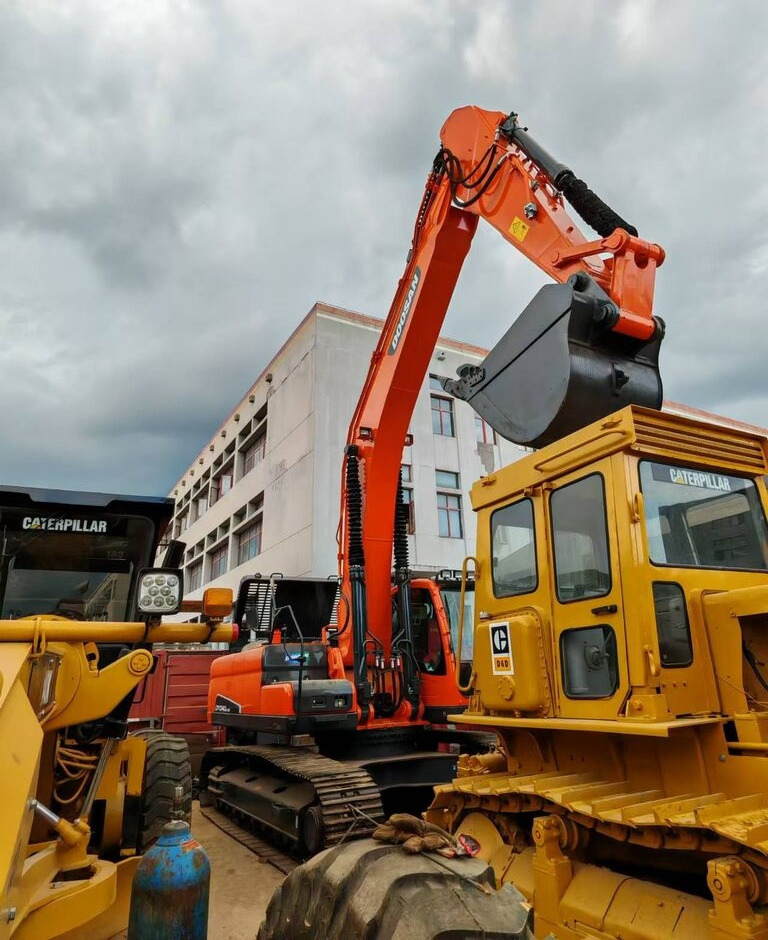 Doosan DX340 - Beltegraver: bilde 1 Doosan DX340 - Beltegraver: bilde 1