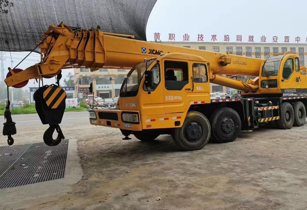 XCMG QY50B QY50K QY70K QY100K QY130K truck crane - Mobilkran: bilde 1 XCMG QY50B QY50K QY70K QY100K QY130K truck crane - Mobilkran: bilde 1