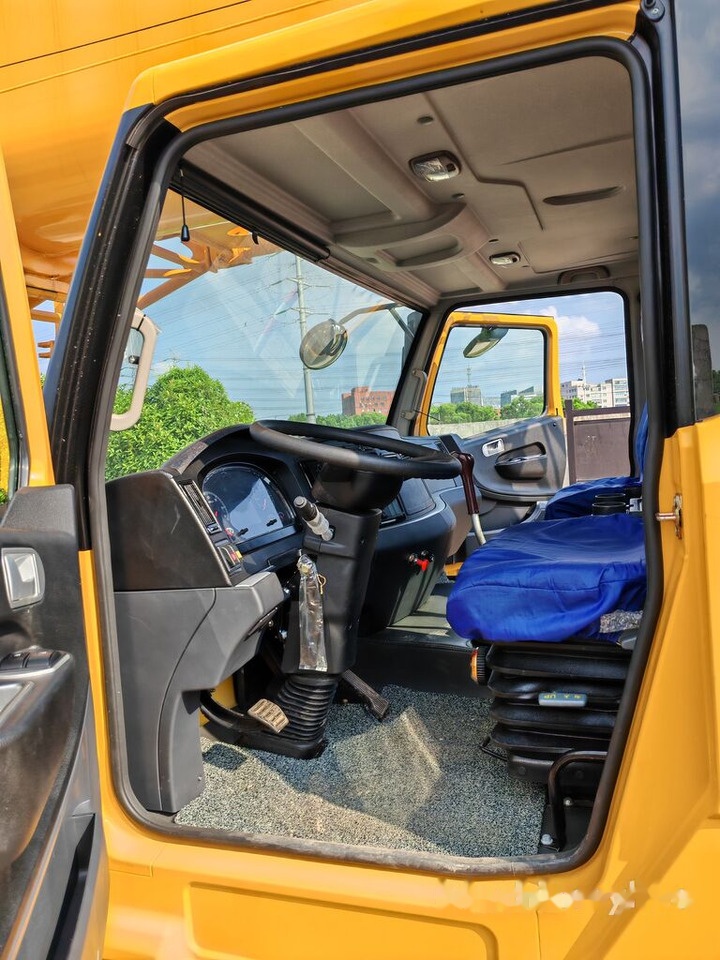 XCMG QY70KC - Mobilkran: bilde 3 XCMG QY70KC - Mobilkran: bilde 3