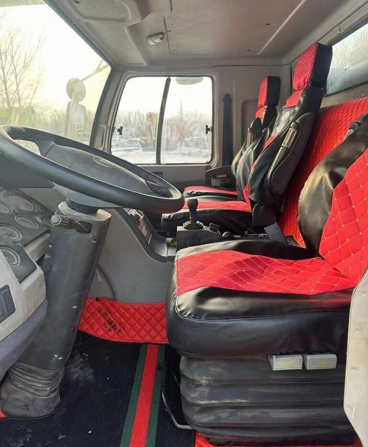 Zoomlion ZTC350 ZTC250 ZTC550 ZTC1000 35t 35ton 50t 70t - Mobilkran: bilde 5 Zoomlion ZTC350 ZTC250 ZTC550 ZTC1000 35t 35ton 50t 70t - Mobilkran: bilde 5