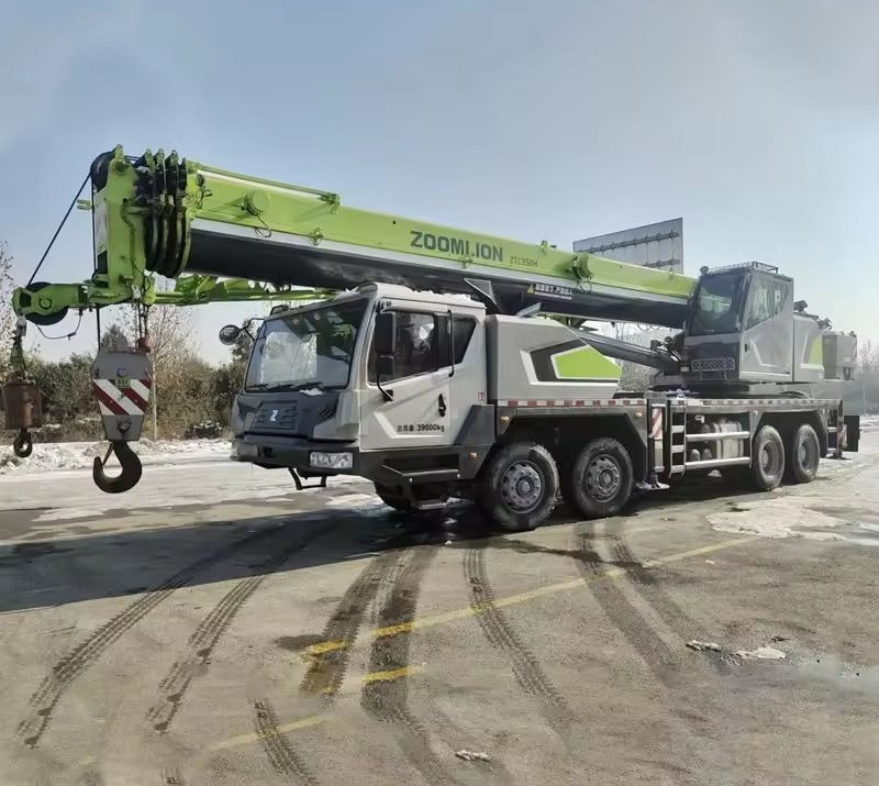 Zoomlion ZTC350 ZTC250 ZTC550 ZTC1000 - Mobilkran: bilde 1 Zoomlion ZTC350 ZTC250 ZTC550 ZTC1000 - Mobilkran: bilde 1