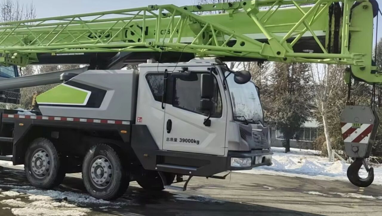 Zoomlion ZTC350 ZTC250 ZTC550 ZTC1000 - Mobilkran: bilde 5 Zoomlion ZTC350 ZTC250 ZTC550 ZTC1000 - Mobilkran: bilde 5