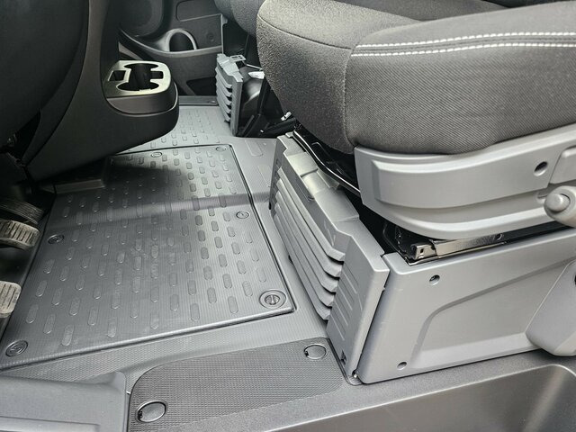 FIAT Ducato 35 140 Serie10-9.2 L2H1 Premium Kabine - Kassebil: bilde 4 FIAT Ducato 35 140 Serie10-9.2 L2H1 Premium Kabine - Kassebil: bilde 4