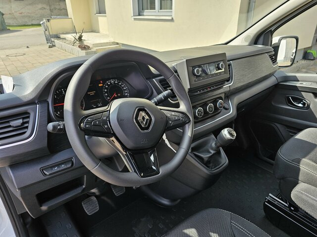 Leie RENAULT Trafic L2H1 3,0t Life 8 Sitzer LED PDC RENAULT Trafic L2H1 3,0t Life 8 Sitzer LED PDC: bilde 40