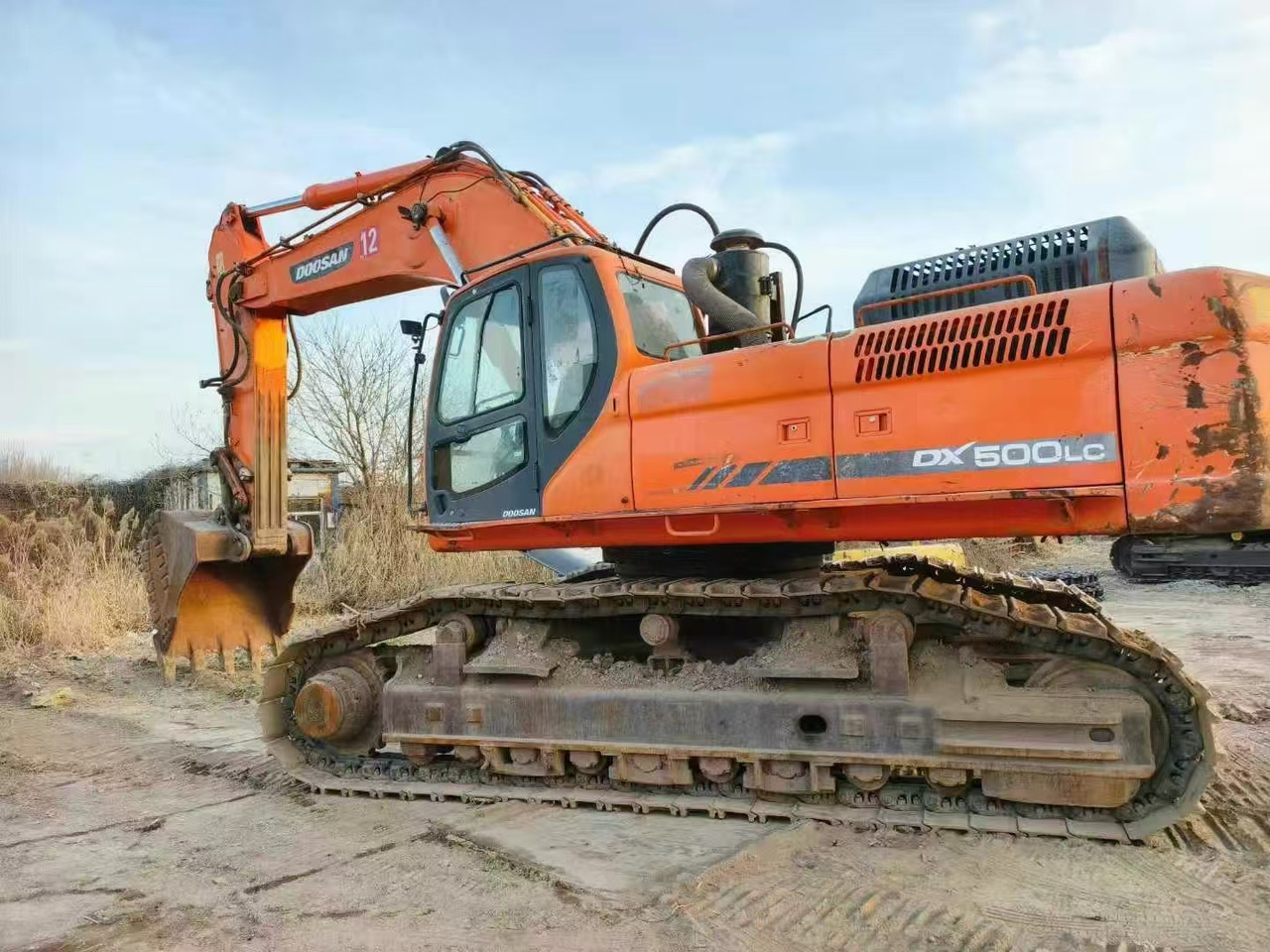 DOOSAN Doosan DX500LC Crawler excavator - Beltegraver: bilde 1 DOOSAN Doosan DX500LC Crawler excavator - Beltegraver: bilde 1