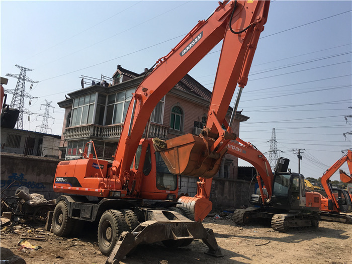 Doosan DH210w-7 wheel excavator - Hjulgraver: bilde 5 Doosan DH210w-7 wheel excavator - Hjulgraver: bilde 5