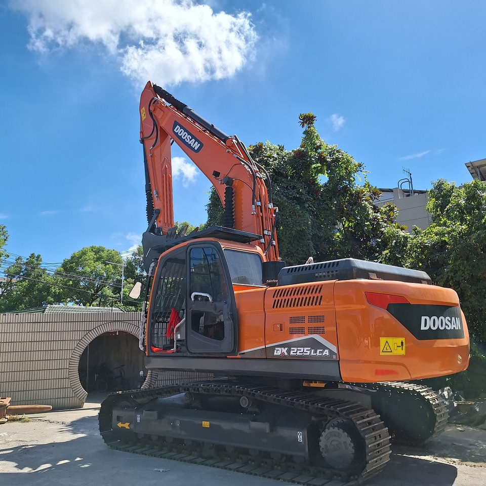 Doosan Dx225LCA Crawler Excavator - Beltegraver: bilde 1 Doosan Dx225LCA Crawler Excavator - Beltegraver: bilde 1