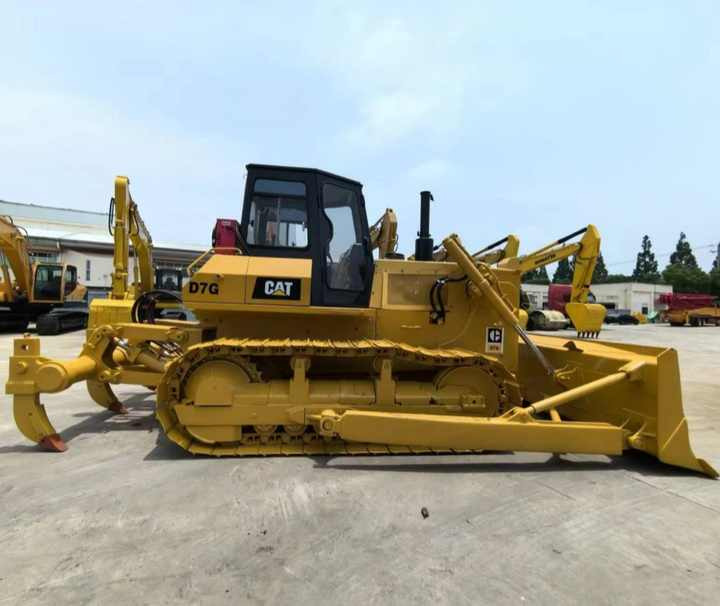 Famous brand Good Condition Used CAT Bulldozers D7G Second-hand Caterpillar Bulldozer D7G in stock - Bulldozer: bilde 3 Famous brand Good Condition Used CAT Bulldozers D7G Second-hand Caterpillar Bulldozer D7G in stock - Bulldozer: bilde 3