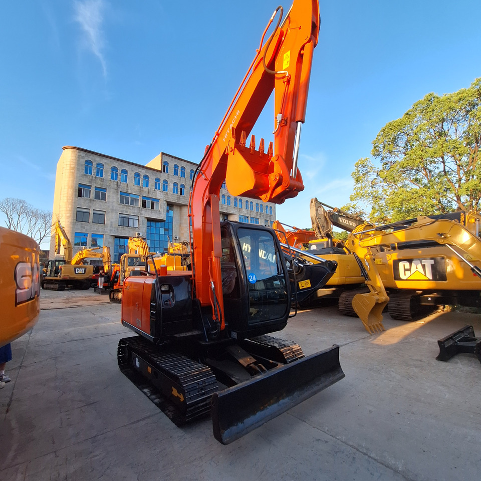 Hitachi ZX60 Excavator - Beltegraver: bilde 3 Hitachi ZX60 Excavator - Beltegraver: bilde 3