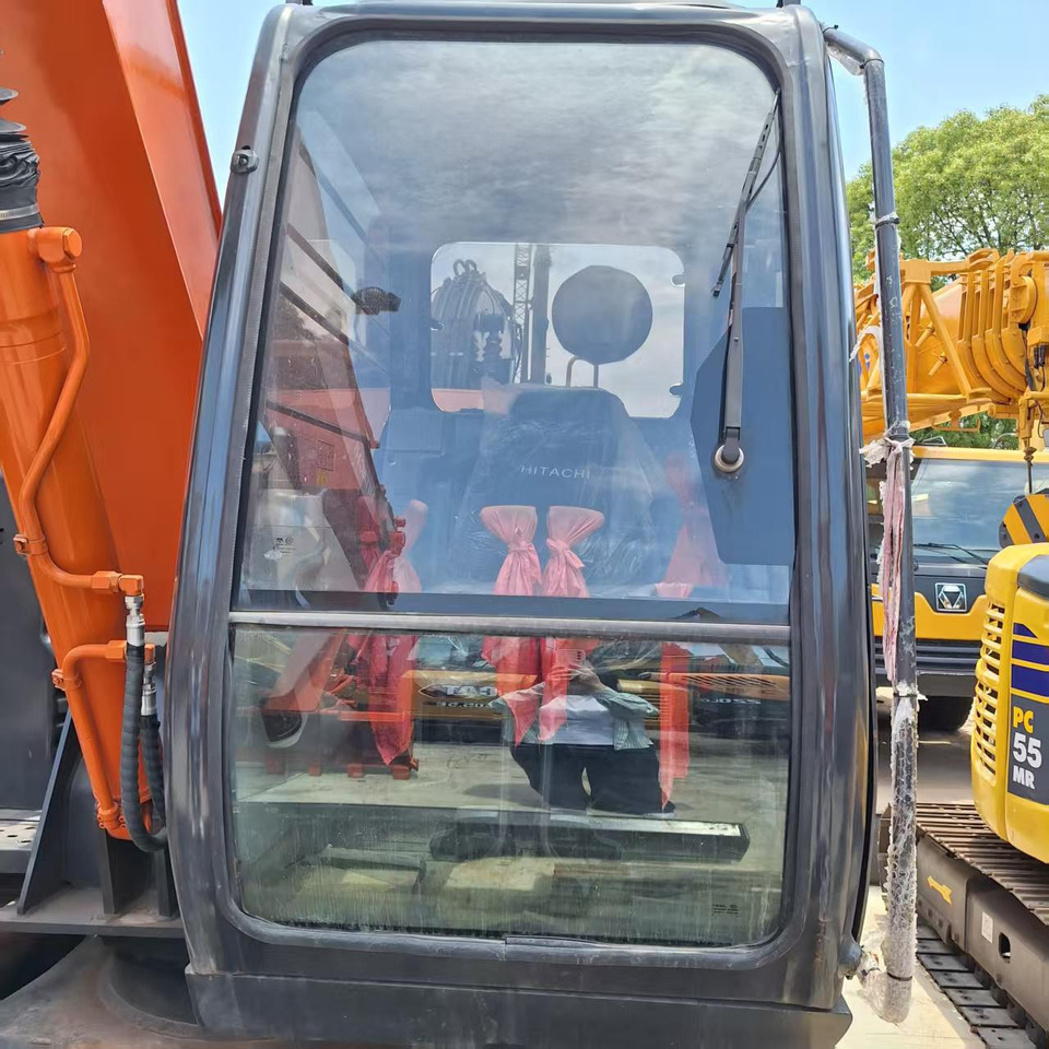 Hitachi ZX70 Excavator - Beltegraver: bilde 2 Hitachi ZX70 Excavator - Beltegraver: bilde 2