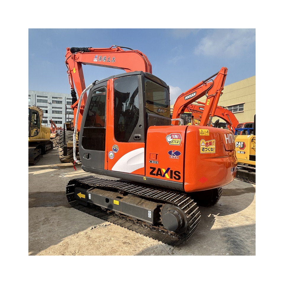 Hitachi ZX70 Excavator - Beltegraver: bilde 1 Hitachi ZX70 Excavator - Beltegraver: bilde 1