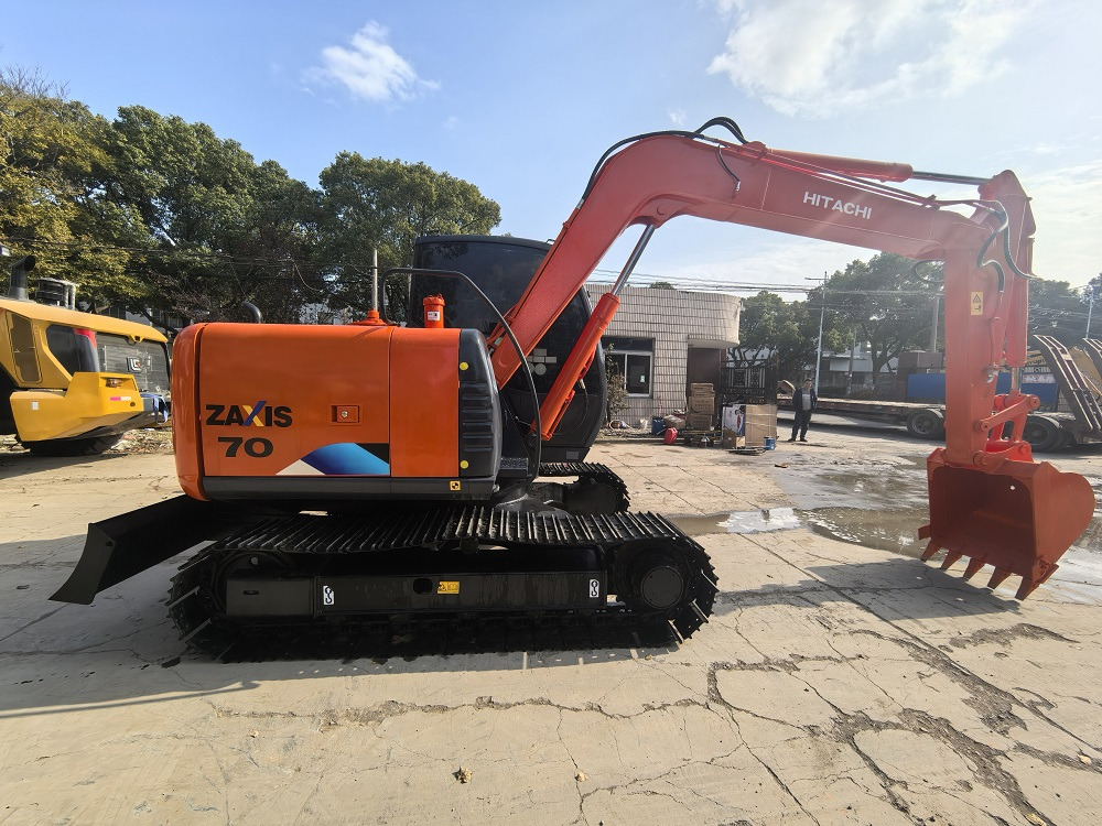 Hitachi ZX70 Excavator - Beltegraver: bilde 1 Hitachi ZX70 Excavator - Beltegraver: bilde 1