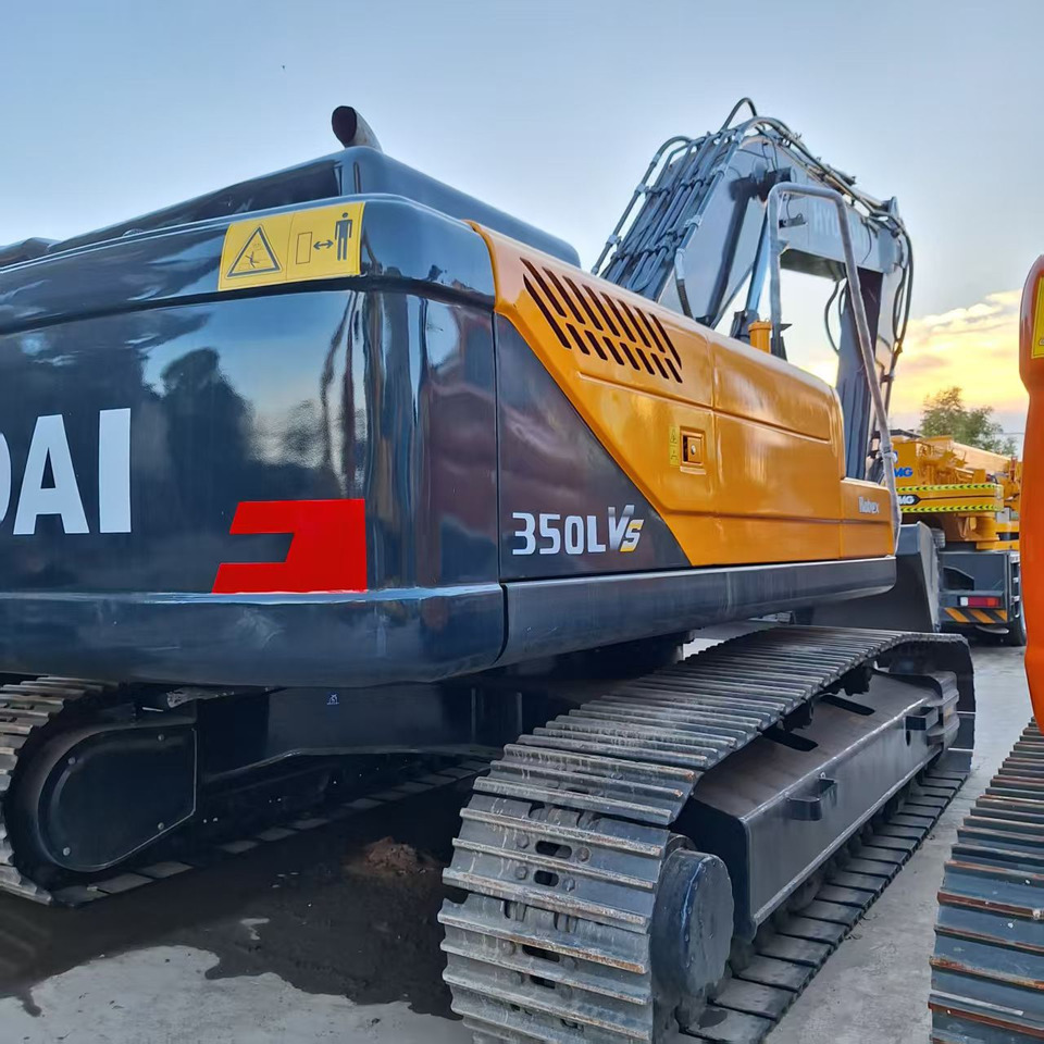 Hyundai 350LVS excavator - Hjulgraver: bilde 1 Hyundai 350LVS excavator - Hjulgraver: bilde 1
