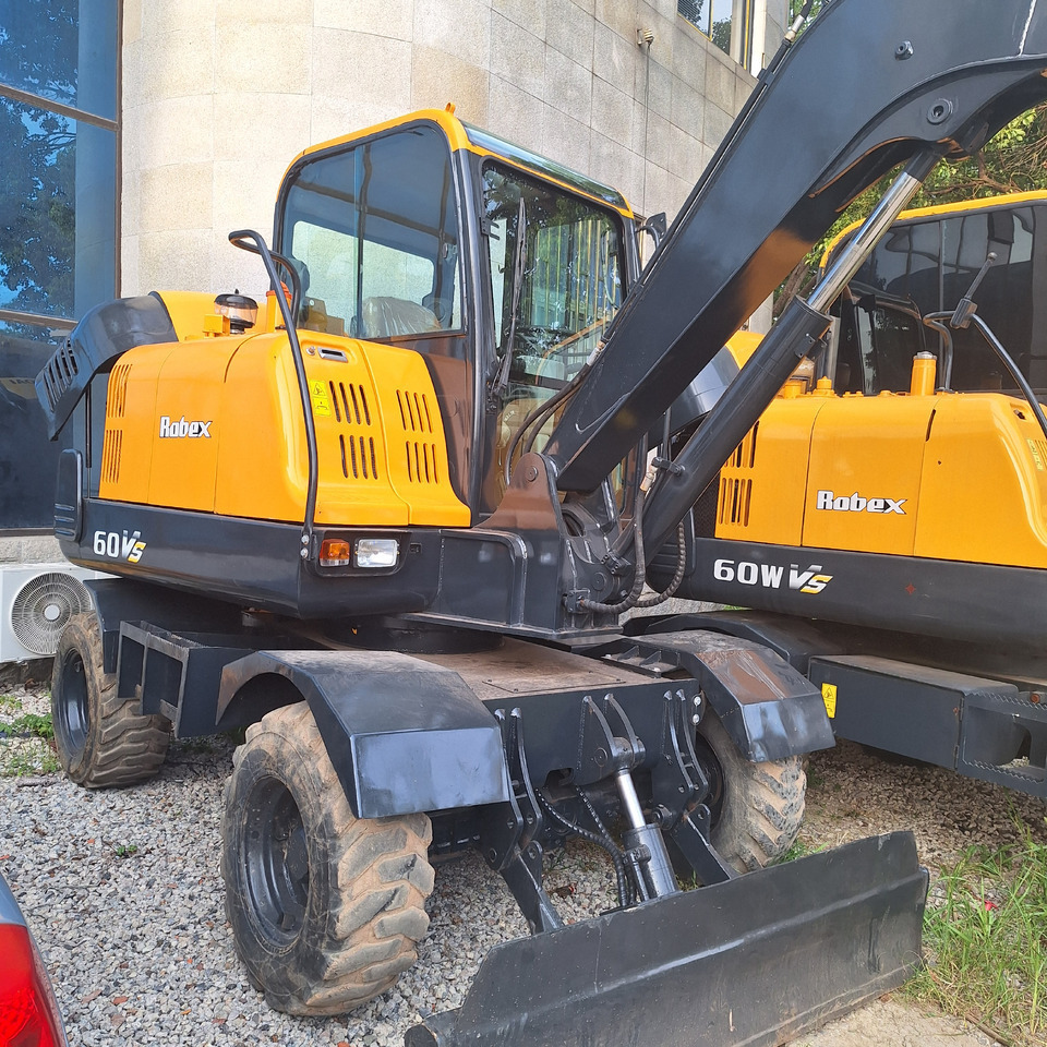 Hyundai 60vs  excavator - Hjulgraver: bilde 4 Hyundai 60vs  excavator - Hjulgraver: bilde 4